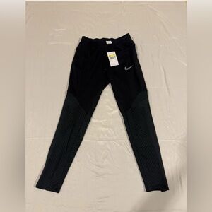 Nike Dri-FIT Joggers Women’s Small Black NWT Athletic Pants